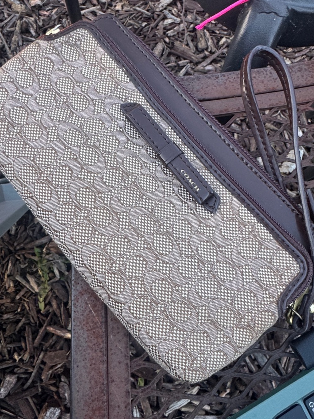 Coach Signature Double Zip Wristlet/Clutch